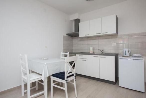 Apartmani Ve-Ro 1 Опатия Экстерьер фото